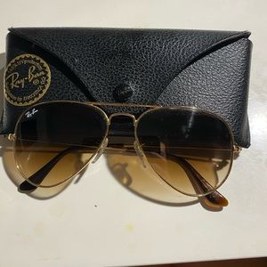 Brown gradient aviator ray bans